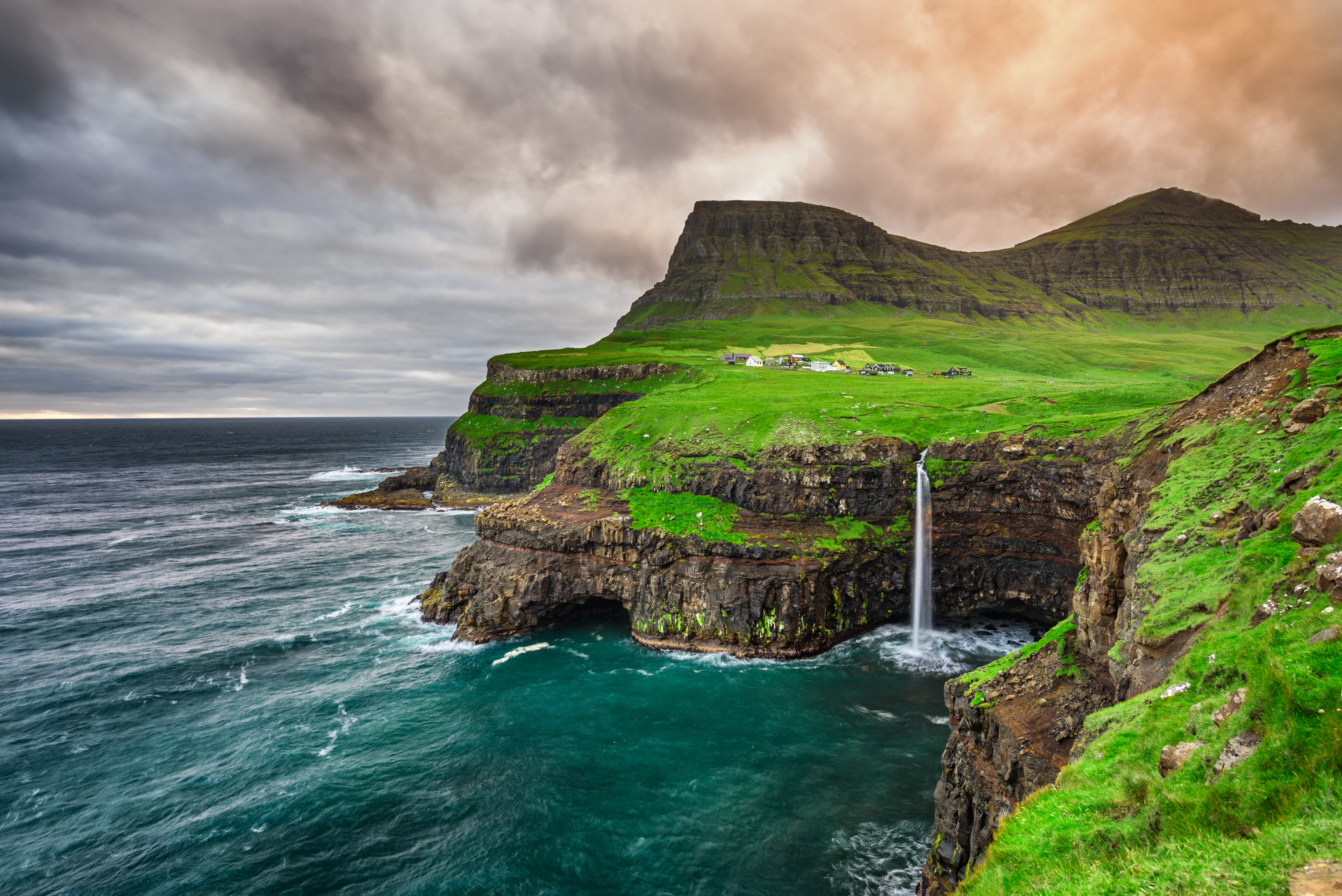 shutterstock_351000845.jpg