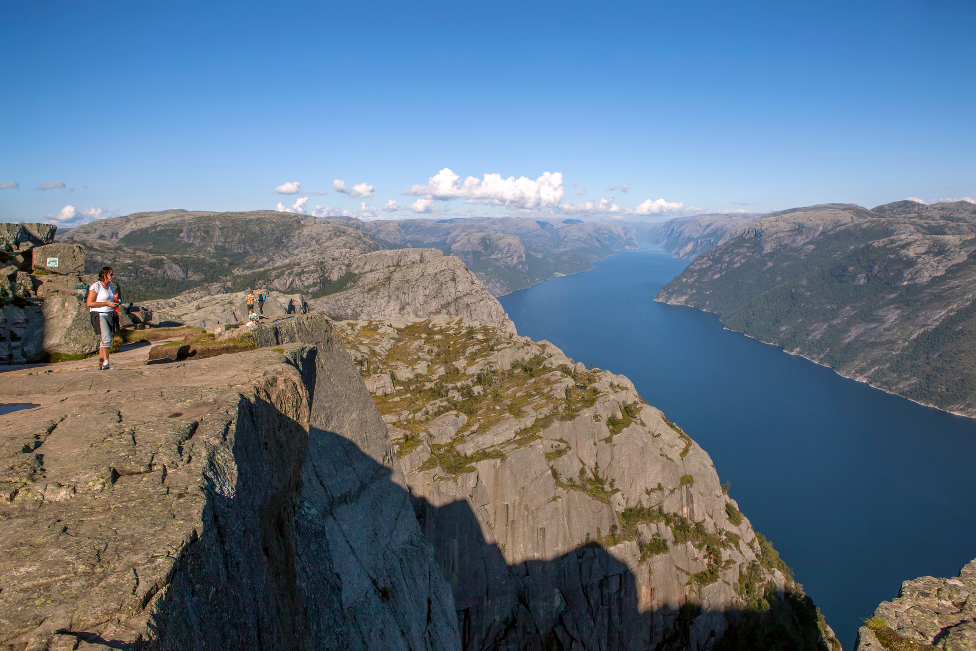 shutterstock_1359556460.jpg shutterstock_1359556460.jpg