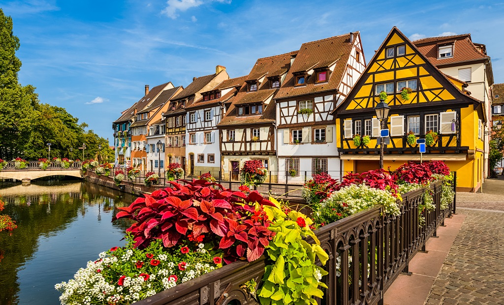 shutterstock_712605082 (1).jpg