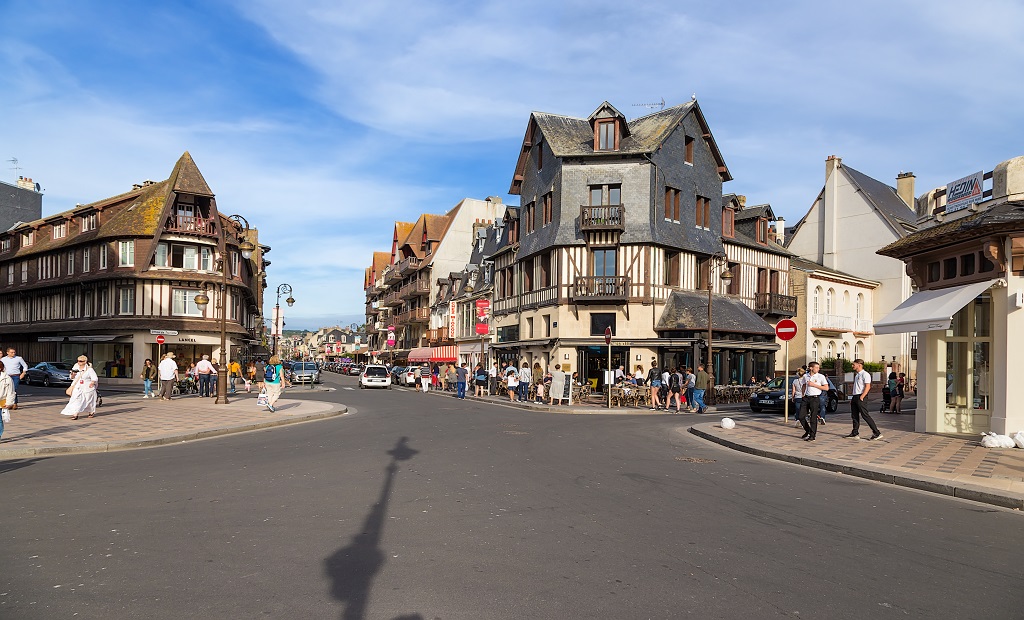 shutterstock_1690721911 (1).jpg shutterstock_1690721911 (1).jpg
