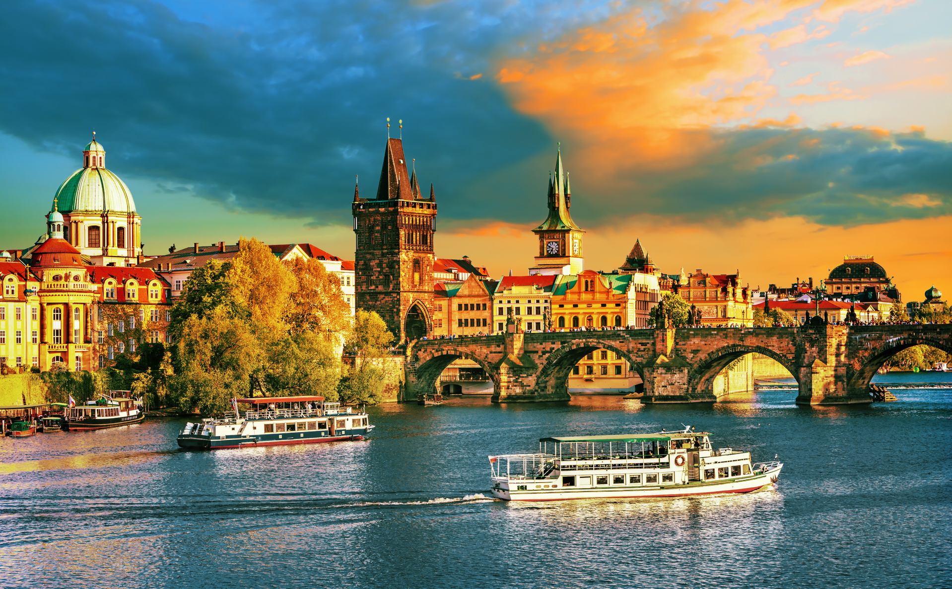 shutterstock_1117032326 (1).jpg