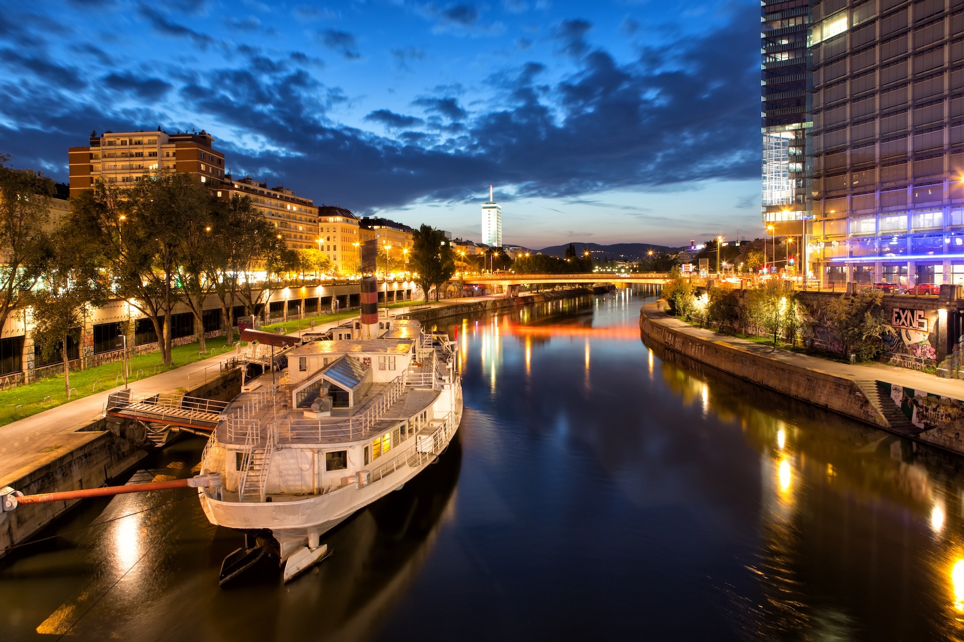 shutterstock_207655591.jpg